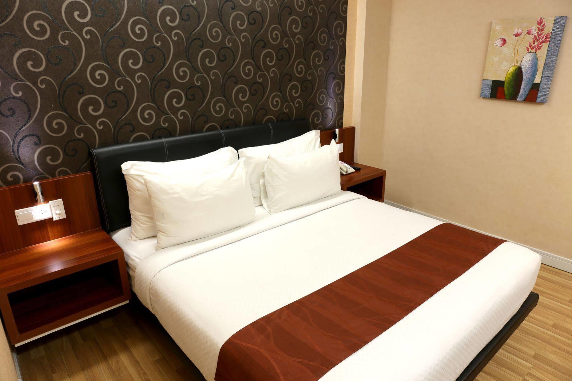 Citihub Hotel Yogyakarta Exterior photo